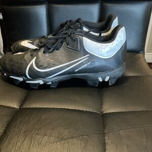 Nike Girls Softball cleats Size 11